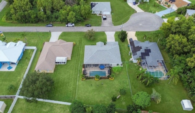 5715 NW Cullom Ct, Port Saint Lucie, FL 34986 - photo 3