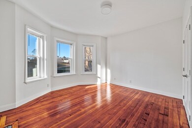 307 Medford St unit 3, Somerville, MA 02143 - photo 6