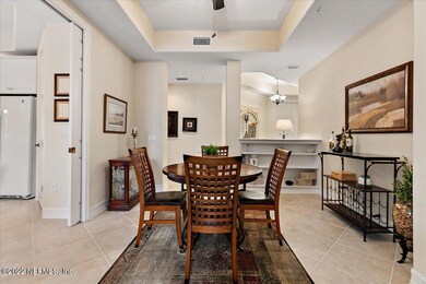 07-Dining Room