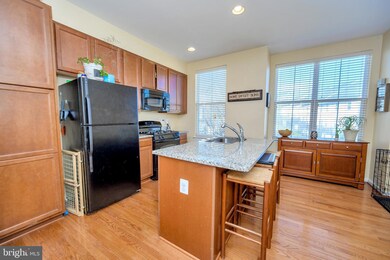 16759 Shingle Oak Dr unit 269, Woodbridge, VA 22191 - photo 5