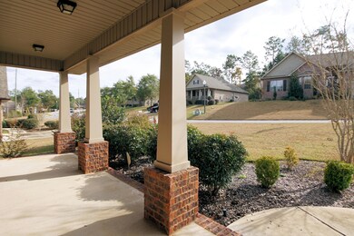678RedFernFrt99Porch8