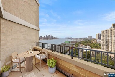 The Galaxy Towers unit 32F, Guttenberg, NJ 07093 - photo 2