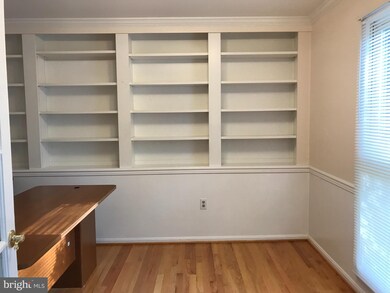 15229 Jones Ln, Gaithersburg, MD 20878 - photo 6