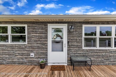 06-927-Fields-Rd-WindowStill-Real-Estate
