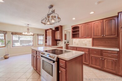 3016 Kingston Dr, Bartlesville, OK 74006 - photo 7