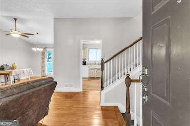 393 Cedar Trace SW unit 1, Marietta, GA 30008 - photo 3