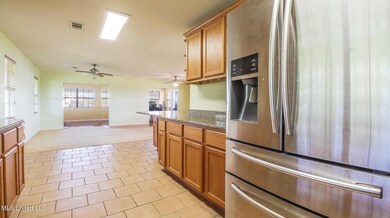 10017 Mississippi St-20010