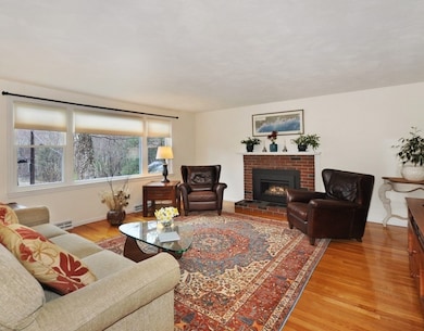 21 Cherokee Rd, Acton, MA 01720 - photo 4