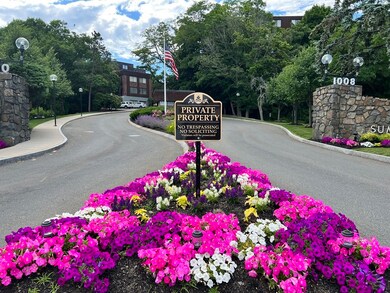 1002 Paradise Rd unit PHQ, Swampscott, MA 01907 - photo 2