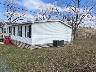 301 Robin Rd, Alma, GA 31510 - photo 3