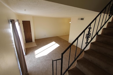 8448 Spain Rd NE unit B, Albuquerque, NM 87111 - photo 4
