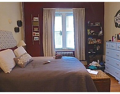 174 Winthrop Rd unit 4, Brookline, MA 02445 - photo 6