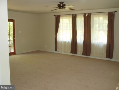 4710 Pickeral St, White Plains, MD 20695 - photo 2