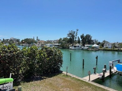 12478 Capri Cir N unit 2, Treasure Island, FL 33706 - photo 3