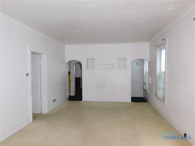 650 Curtis St, Toledo, OH 43609 - photo 5