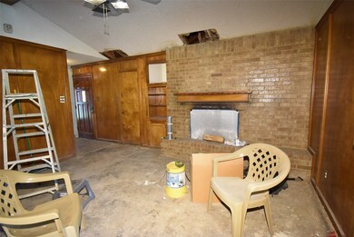 30 Lower Colorado Dr, Bay City, TX 77414 - photo 2