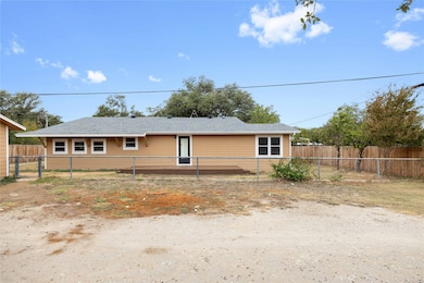 6819 County Road 499, Brownwood, TX 76801 - photo 3