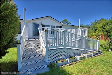 1030 W Frostproof Rd, Frostproof, FL 33843 - photo 2