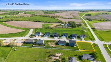 445 Galileo Dr, Riverside, IA 52327 - photo 4