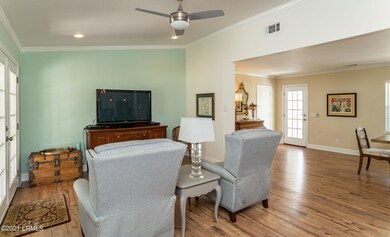 DSC02243-1.jpg-SMALL