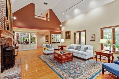 62 Whisper Dr, Worcester, MA 01609 - photo 3