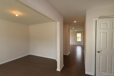 4233 Cedar Ln, Grand Blanc, MI 48439 - photo 3