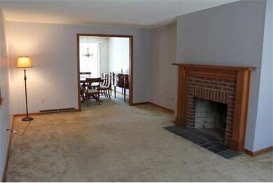 17A Mansion Woods Dr, Agawam, MA 01001 - photo 4