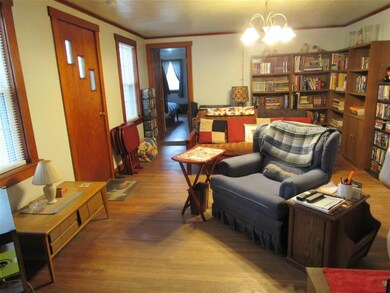 22 Second St, Claremont, NH 03743 - photo 3