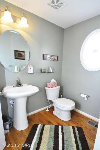 18921 Rosings Way, Triangle, VA 22172 - photo 5