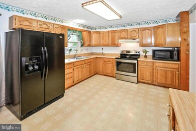 221 Spotswood Rd, Locust Grove, VA 22508 - photo 5