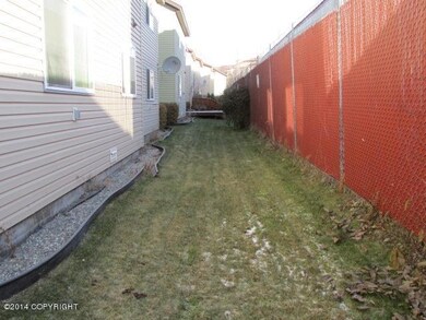 111-128702 Back Yard