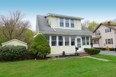 55 Macomber Ave, Swansea, MA 02777 - photo 3