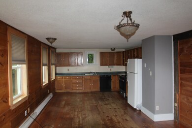 893 2nd Nh Turnpike, Claremont, NH 03743 - photo 3