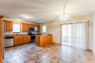 405 Rachael Cir, Raymore, MO 64083 - photo 7