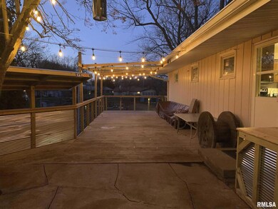 1520 Broadview Dr, Bettendorf, IA 52722 - photo 6