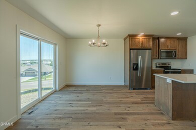 3230-3232EstatePl_0004
