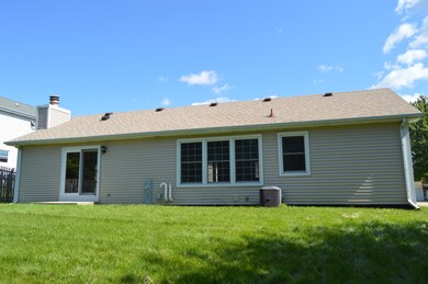 350 Partridge Ct, Algonquin, IL 60102 - photo 4