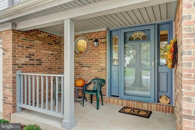 13135 Ladybank Ln, Herndon, VA 20171 - photo 3