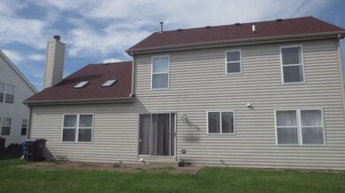 941 Cortney Dr, Carpentersville, IL 60110 - photo 2