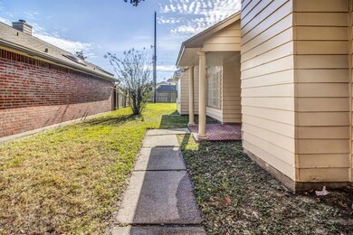 7138 River Garden Dr, Houston, TX 77095 - photo 3