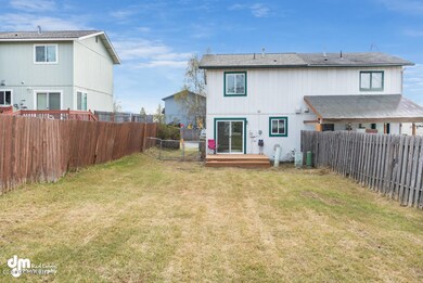 Back Yard-DAVEJ-5514-SMALL