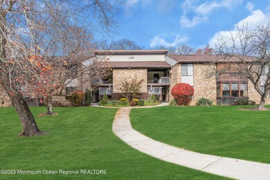 68 Overlook Way unit J, Manalapan, NJ 07726 - photo 3