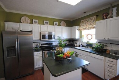 13998 Brightwater Dr, Fishers, IN 46038 - photo 4