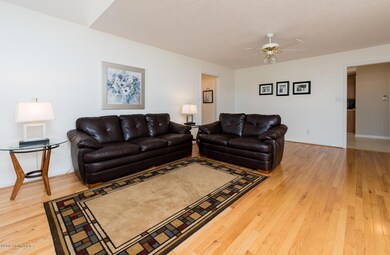 9216 Artis Way (6 of 51)