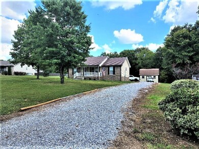2021 Shawnee Ln, Greenbrier, TN 37073 - photo 2