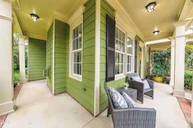 5-web-or-mls-225 Old Grove-24