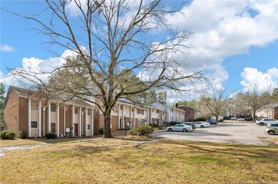 595 Winding Creek Rd unit F, Fayetteville, NC 28305 - photo 2
