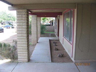 6625 40th front porch