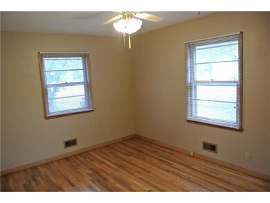 Great natural light bedroom #1