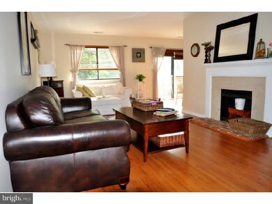 520 Foxwood Ln unit 520, Paoli, PA 19301 - photo 2